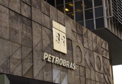 Petrobras anuncia aumento da gasolina e do gás de cozinha