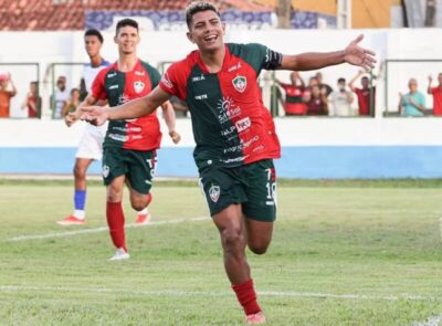Pinheiro é o primeiro a vencer e assume liderança do Campeonato Maranhense