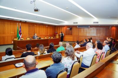Catulé Júnior realiza plenária com trade turístico