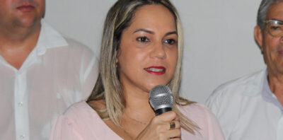 Justiça afasta prefeita de Santa Luzia por desvio de 63 milhões de reais