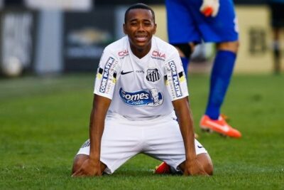 Robinho é liberado para jogar futebol em penitenciária de Tremembé (SP)