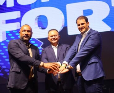 Orleans Brandão protagoniza encontro de prefeitos do Maranhão