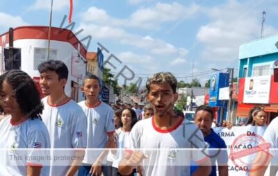 Manifestação de estudantes do Matta Roma contra a UEMA pode estar sendo orquestrada por político para tirar proveito com votos