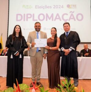 Vereador Paulo Victor é diplomado pela Justiça Eleitoral para assumir mais um mandato