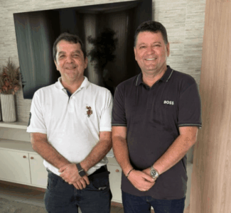Dr. Hilton Gonçalo e Enoque Mota discutem cenário político maranhense com foco em 2026