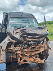 Colisão traseira deixa um morto na BR-135/MA