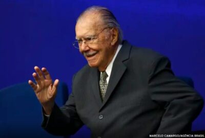 Após ser diagnosticado com Covid-19, Sarney testa negativo e é liberado pelos médicos