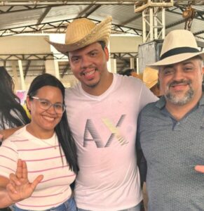 Secretário Elizeu de Tantan faz discurso emocionante durante celebração do aniversário do prefeito Luciano e reforça parceria