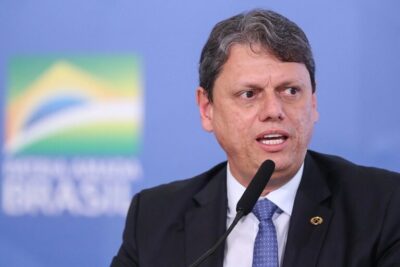 Tarcísio na briga pelo Planalto é ideia que ‘se consolida’, diz vice