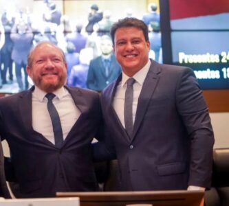 Othelino em “silêncio sepulcral” sobre “rompimento com Camarão”