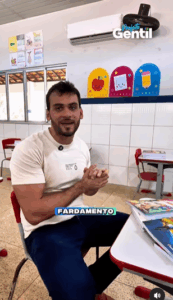 Promete e Faz!!! Gentil Neto climatizando as escolas da Zona Rural e entregando fardamento aos alunos…