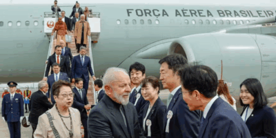 Pesquisa aponta aumento da desaprovação de Lula, inclusive no Nordeste, enquanto isso faz tur no Japão com uma renca com dinheiro do contribuinte!!!
