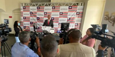 Paulo Veltem assume o governo