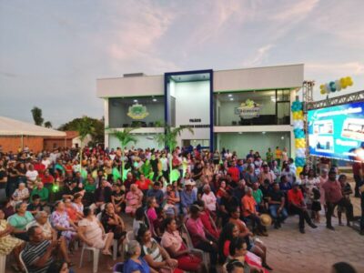Em um marco histórico para São Pedro dos Crentes, prefeito Rômulo arruda entrega nova prefeitura, salas de aula e portal