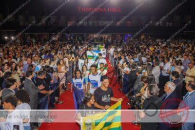 94 municípios do Piauí recebem troféu do Selo UNICEF e celebram avanços na infância e adolescência