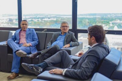 Brasília: Eudes Barros e ministro Juscelino Filho dialogam sobre programas e projetos para a Raposa