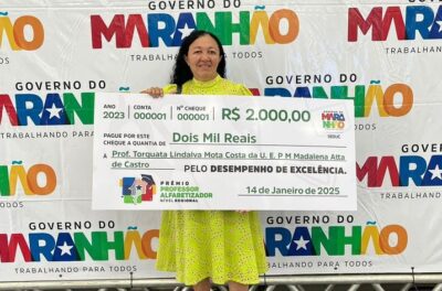 Professora de Olinda Nova do Maranhão é premiada como a melhor alfabetizadora da regional de Viana