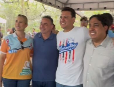 Camarão feliz da vida em ninho pedetista
