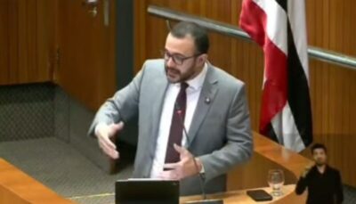Deputado dá puxada de orelha em vereadores após tentativa de…