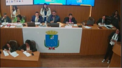 Paulo Victor critica Braide e diz que prefeito faz “palhaçada” em rede social