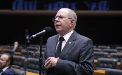 Hildo Rocha trabalha pela aprovação da política de prevenção e tratamento do câncer provocado pelo HPV