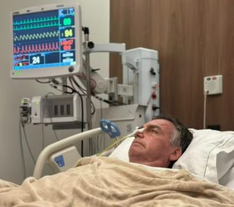 Bolsonaro segue estável na UTI e deve iniciar fisioterapia, diz boletim médico