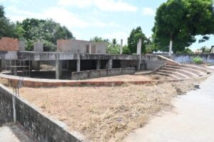 Obra do Centro Cultural de Ribamar vira símbolo de atraso salarial e abandono de trabalhadores