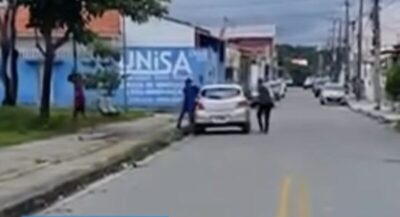 ASSISTA!! Bandidos roubam carro e pistola de policial em plena luz do dia no Vinhais. em São Luís