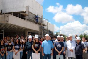 Em São Luís, Brandão realiza vistoria técnica no prédio de Medicina da Uema e anuncia projeto de lei destinando 50% das vagas para alunos de escola pública