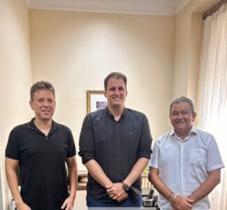 Prefeito Aldo Lopes e vice Gustavo Pestana são recebidos por Orlens Brandão