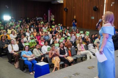 Iracema Vale no Encontro de Legisladoras: “Mulheres precisam ser protagonistas de sua história”