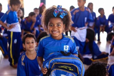 Prefeitura de Timon segue com a entrega de kits de fardamento…