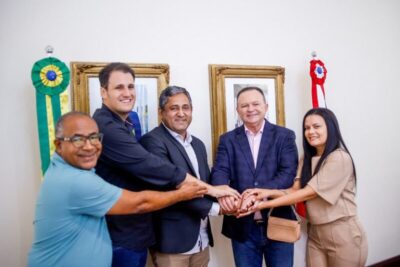 Toca Serra é recebido pelo governador e juntos anunciam pacote de obras para a cidade de Pedro do Rosário