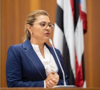 Pesquisa aponta que deputada Claudia Coutinho lidera com ampla vantagem intenções de voto em Caxias