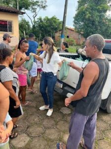 Kellyane Calvet celebra Semana Santa nas comunidades e mantém tradição nascida quando seu pai ainda era prefeito