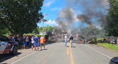 Em protesto contra DNIT, manifestantes interditam totalmente a BR-135 em Santa Rita