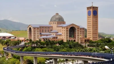 Saiba qual o tamanho da fortuna da Igreja Católica e de onde vem sua riqueza secular