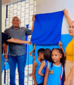 Prefeito Nivaldo Araújo entrega escola reformada no povoado Mamuna, em Alcântara