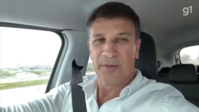 Prefeito faz live enquanto dirige para alertar sobre perigos no trânsito