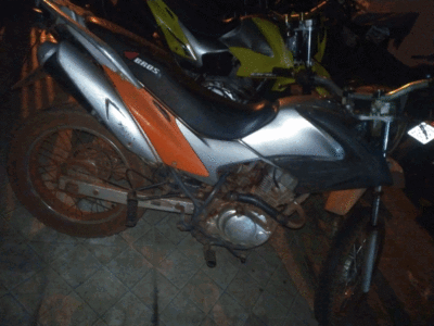 Polícia apreende arma de fogo e moto roubada  em Itapecuru Mirim/MA
