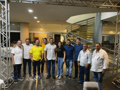 VEREADORES SANTARITENSES DECLARAM APOIO AO PRÉ-CANDIDATO AO GOVERNO DO ESTADO WEVERTON ROCHA DO PDT