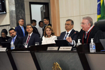 Presidente da Alema, Iracema é única mulher a compor mesa de abertura do Ano Judiciário