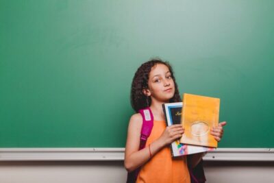 Volta às aulas: Como auxiliar crianças pequenas no retorno?