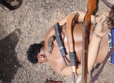 Indivíduo é preso com armas de fogo e drogas em Vargem Grande