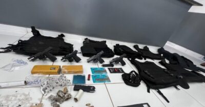 Megaoperação da PM prende cinco faccionados com armas, drogas e coletes balísticos em Chapadinha e Anapurus