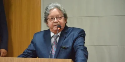 “Gratidão é a mãe de todas as virtudes”, diz vereador em discurso de despedida