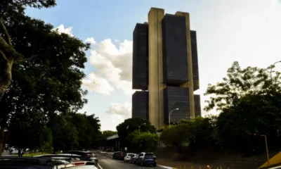 Déficit primário do governo em 2024 atinge 0,36% do PIB, abaixo da meta fiscal