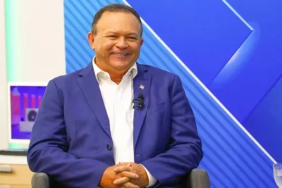 Brandão dá folga a servidores em jogos da Copa feminina e é criticado