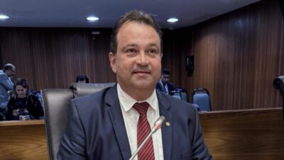 Adelmo Soares é empossado na Assembleia Legislativa