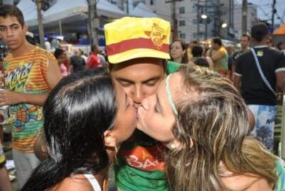 Alerta!!! Cuidado com a “Doença do Beijo” durante o carnaval